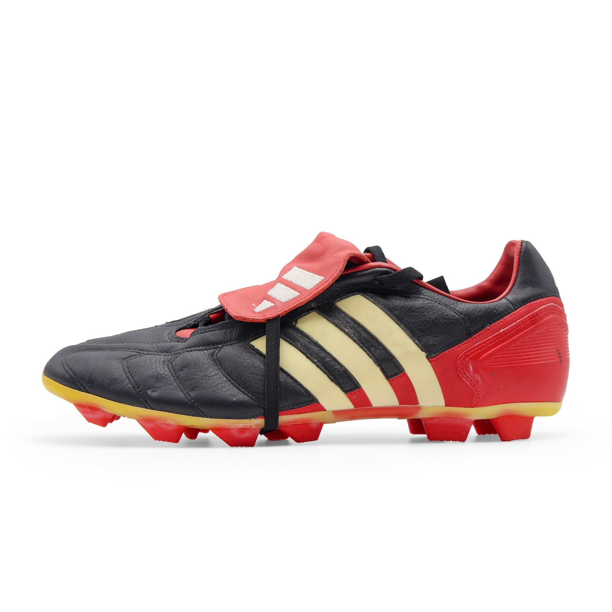 ミドさん専用新品未使用 ADIDAS PREDATOR MANIC TRX HG ミドさん専用新品未使用 ADIDAS PREDATOR MANIC TRX HG - メルカリ